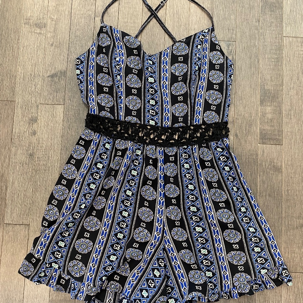 EUC Hollister Romper